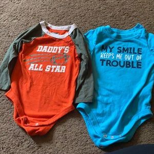1 long sleeve Onesie and one short sleeve Onesie.